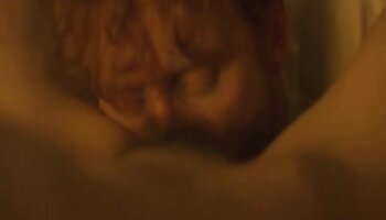 Elle met son cul video x cougar amateur blond et jouit