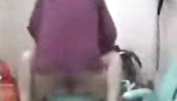 Maîtresse baise son mari avec un gode video amatrice gros seins ceinture dans le cul jusqu'à l'orgasme