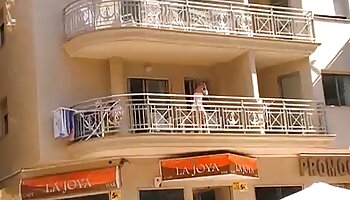 Femme video anal amateur noire drainée au lit