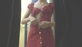 Un jeune homme a attrapé sa mariée avec un Brandi Love mature et video casting amateur les a baisés tous les deux