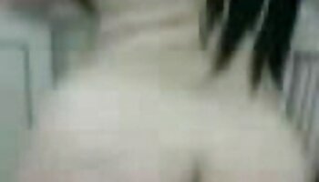 Compilation porno femmes qui pissent chier amateur video gratuit dans les toilettes